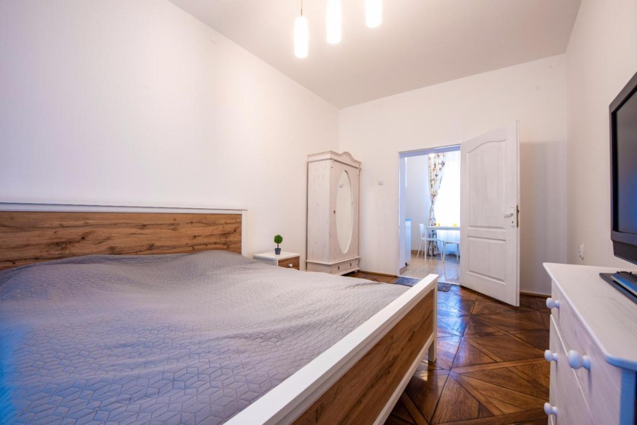 סיביו Apartment Amalia מראה חיצוני תמונה
